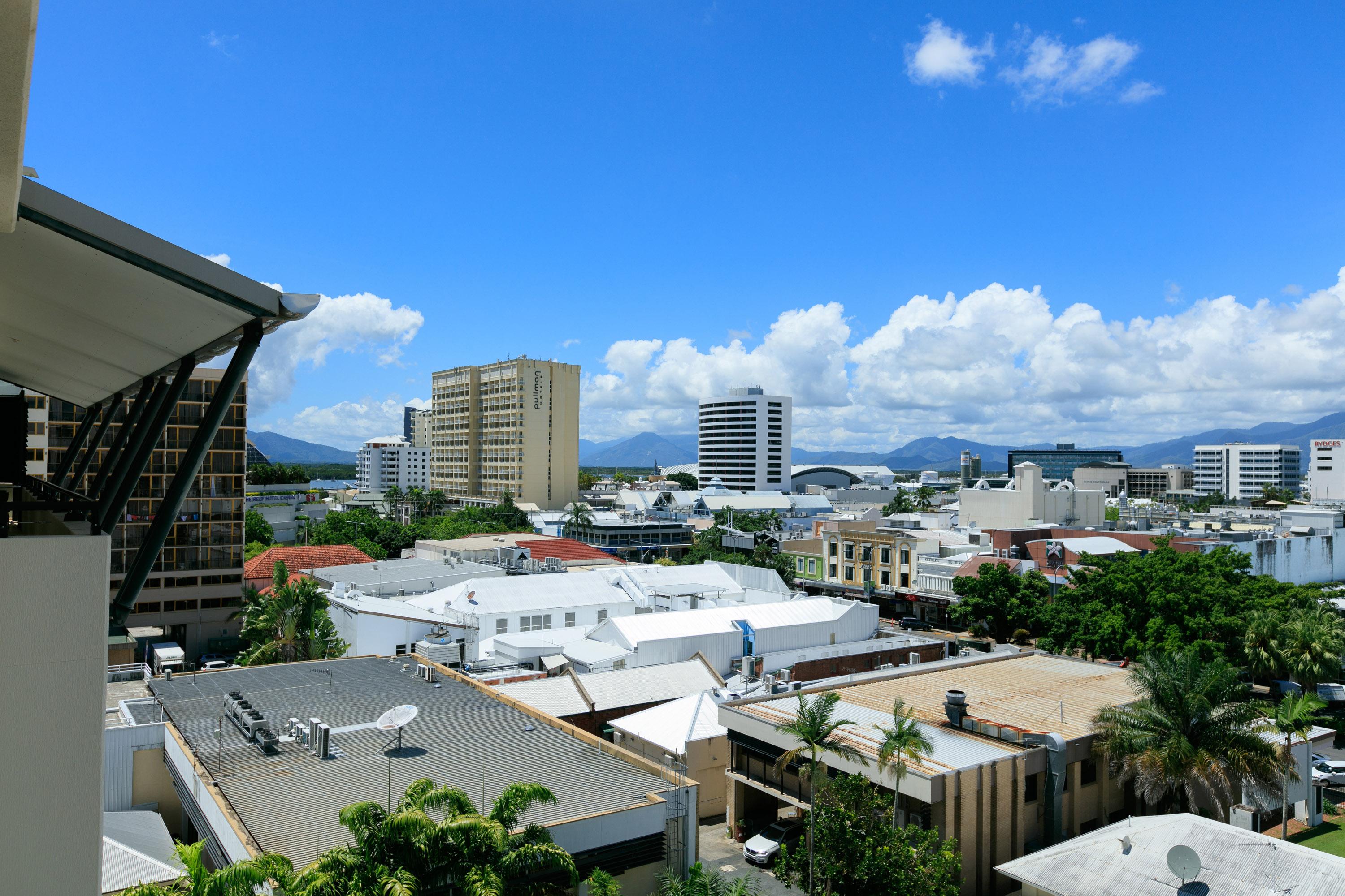 Hotel Mantra Esplanade Cairns Exterior foto